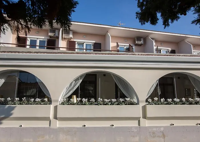 호텔 La Settima Luna 4*