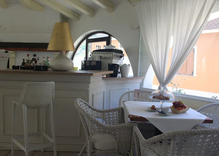 호텔 La Settima Luna 4*