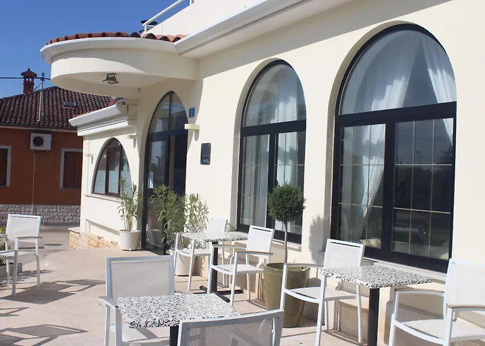 La Settima Luna 호텔 사부드리자